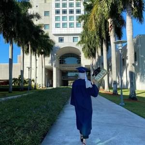 Meet your Posher, Nour